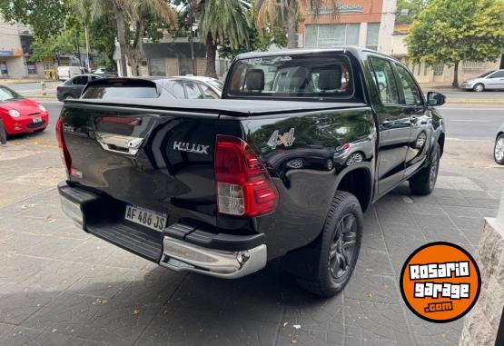 Camionetas - Toyota Hilux 2022 Diesel 80000Km - En Venta