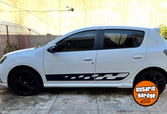 Autos - Renault Sandero Rs 2017 Nafta 64400Km - En Venta