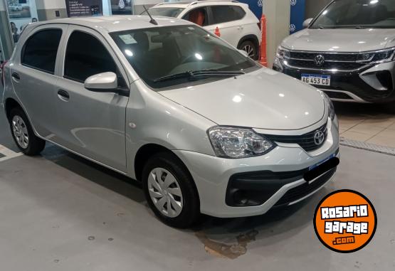 Autos - Toyota ETIOS 1.5 X MT 2023 Nafta 8500Km - En Venta