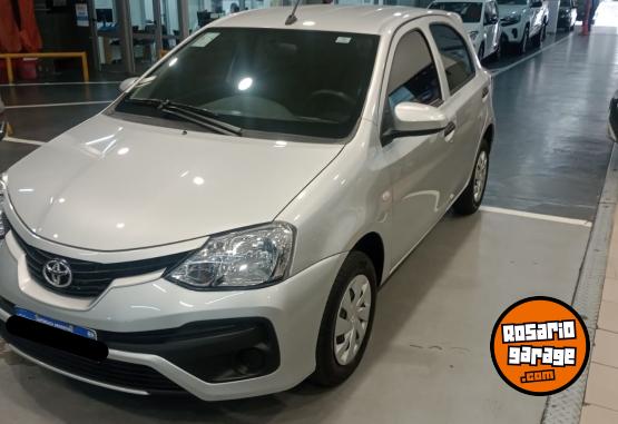 Autos - Toyota ETIOS 1.5 X MT 2023 Nafta 8500Km - En Venta