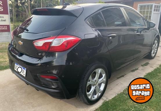 Autos - Chevrolet CRUZE LT 5P 2017 Nafta 91000Km - En Venta