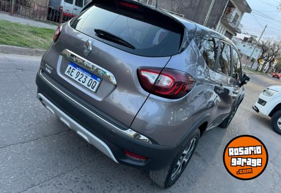 Autos - Renault CAPTUR 2.0 INTENS 2021 Nafta  - En Venta