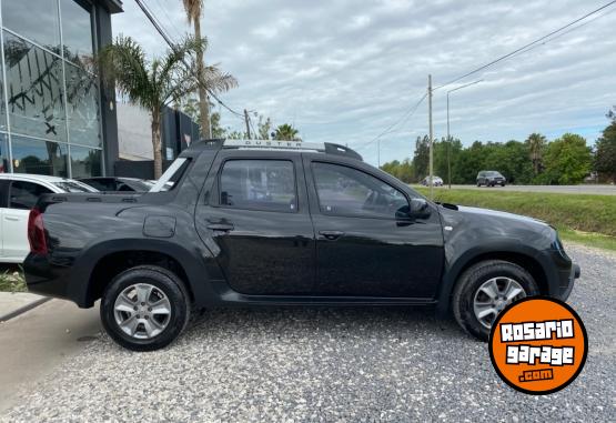 Camionetas - Renault Duster Oroch Outsider 2.0 2016 Nafta 86000Km - En Venta