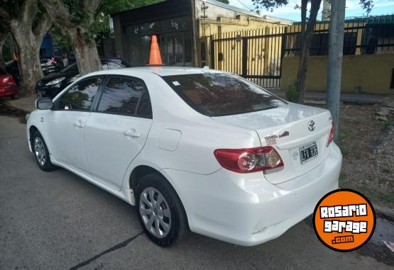 Autos - Toyota COROLLA 2012 Nafta 111111Km - En Venta