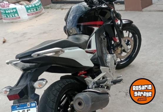 Motos - Honda Twister 250 2017 Nafta 45000Km - En Venta