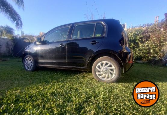 Autos - Volkswagen Up hihg 2017 Nafta 120000Km - En Venta