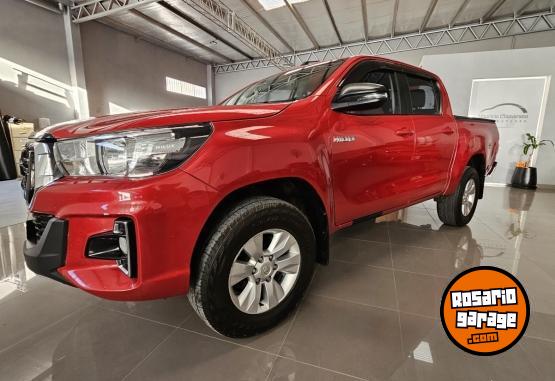 Camionetas - Toyota Hilux Sr 4x4 2019 Diesel 157000Km - En Venta