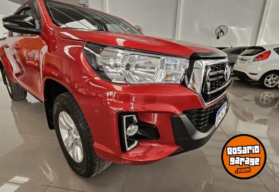 Camionetas - Toyota Hilux Sr 4x4 2019 Diesel 157000Km - En Venta