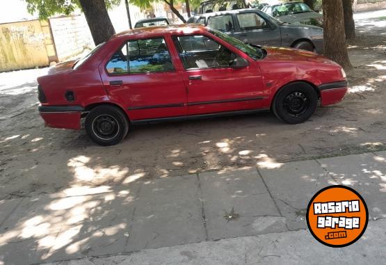 Autos - Renault Renault 19 1996 Diesel 250000Km - En Venta