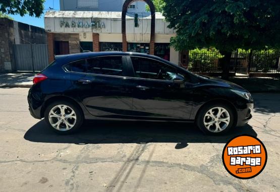 Autos - Chevrolet Cruze LT 2021 Nafta 94500Km - En Venta