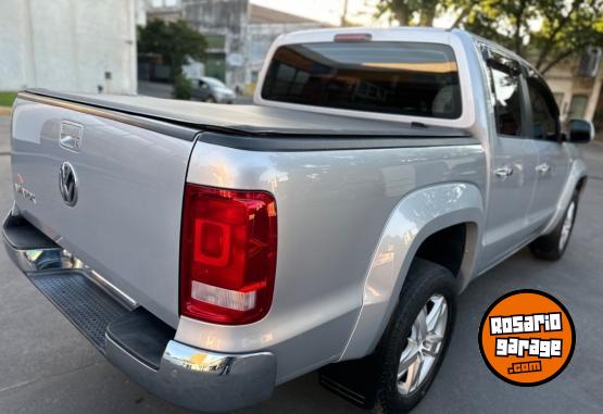 Camionetas - Volkswagen AMAROK HIGHLINE 2021 Diesel 72000Km - En Venta