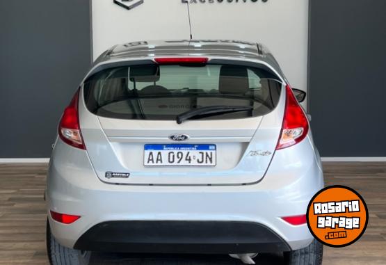 Autos - Ford Fiesta S 2016 Nafta 132500Km - En Venta