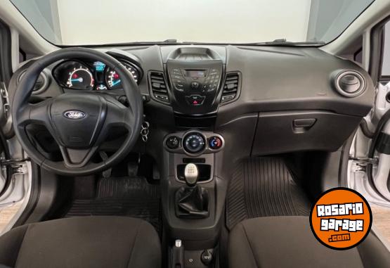 Autos - Ford Fiesta S 2016 Nafta 132500Km - En Venta