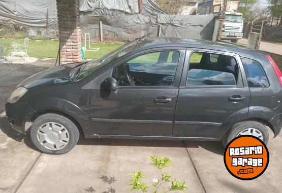 Autos - Ford Fiesta ambiente 2006 GNC 230000Km - En Venta