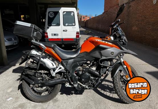 Motos - Corven Touring 250 2016 Nafta 4200Km - En Venta