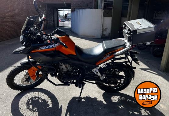 Motos - Corven Touring 250 2016 Nafta 4200Km - En Venta