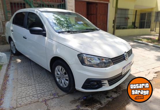 Autos - Volkswagen Voyage 2019 GNC 110000Km - En Venta