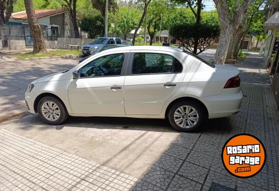 Autos - Volkswagen Voyage 2019 GNC 110000Km - En Venta