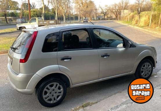 Autos - Ford Fiesta ambiente 2013 Nafta 110000Km - En Venta