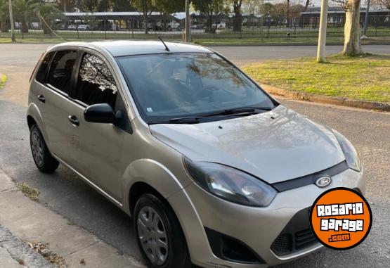 Autos - Ford Fiesta ambiente 2013 Nafta 110000Km - En Venta