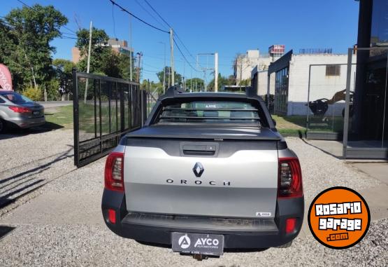 Autos - Renault OROCH 1.6 OUTSIDER 4P 2021 Nafta  - En Venta