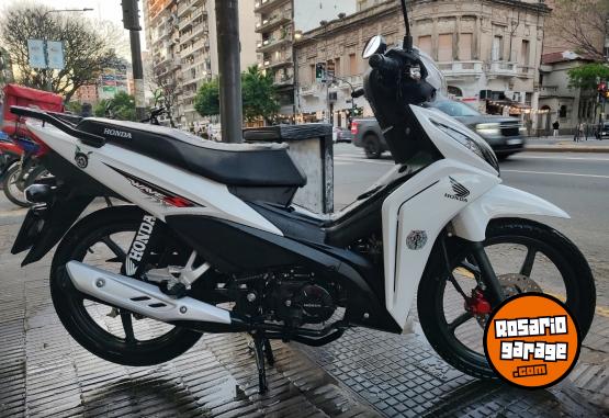 Motos - Honda Wave full 2024 Nafta 5900Km - En Venta