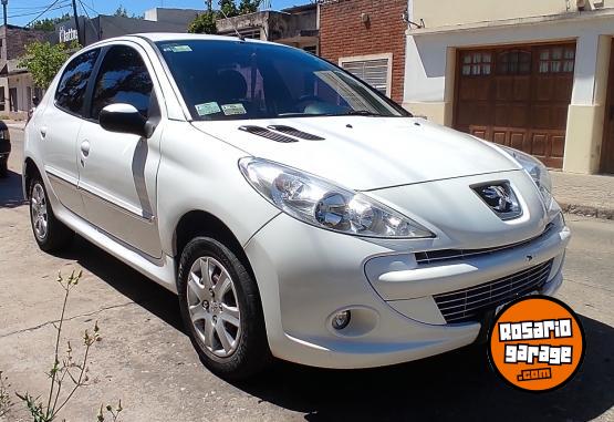 Autos - Peugeot 207 allure 2013 Nafta 140000Km - En Venta