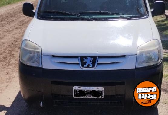 Utilitarios - Peugeot Partner 2012 Diesel 11Km - En Venta