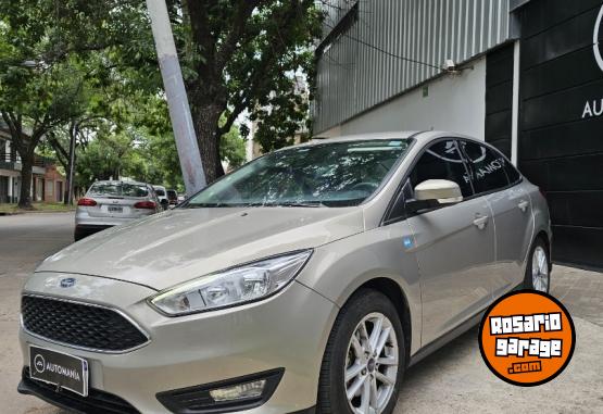 Autos - Ford Focus S Sedan 2019 Nafta 125000Km - En Venta