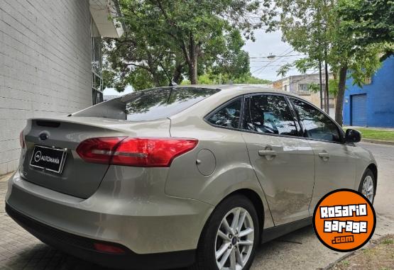 Autos - Ford Focus S Sedan 2019 Nafta 125000Km - En Venta