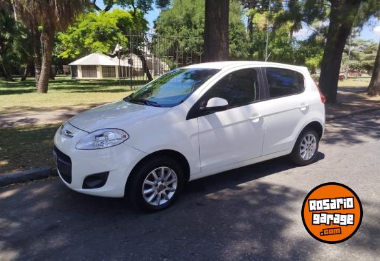 Autos - Fiat Palio no gol fiesta etios 2015 Nafta 97000Km - En Venta