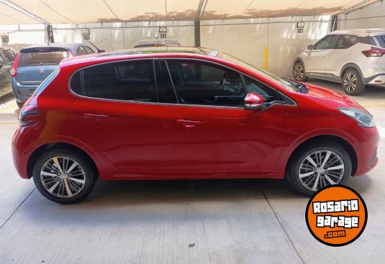 Autos - Peugeot 208 Feline 1.6 5P 2017 Nafta 65000Km - En Venta