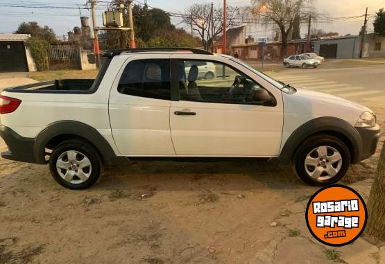 Camionetas - Fiat Strada 2015 Nafta 150000Km - En Venta