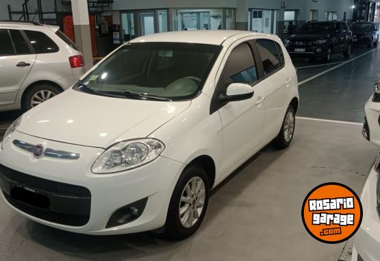 Autos - Fiat PALIO ATTRACTIVE 1.4 8V 2015 Nafta 96000Km - En Venta