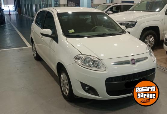 Autos - Fiat PALIO ATTRACTIVE 1.4 8V 2015 Nafta 96000Km - En Venta