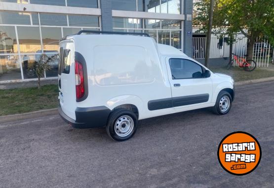 Utilitarios - Fiat Fiorino 2019 Nafta 112000Km - En Venta