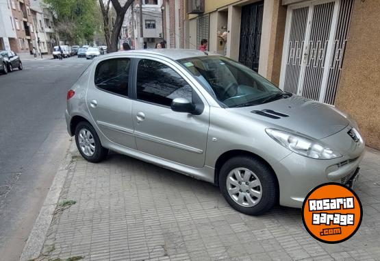 Autos - Peugeot 207 compact 2012 Nafta 190000Km - En Venta