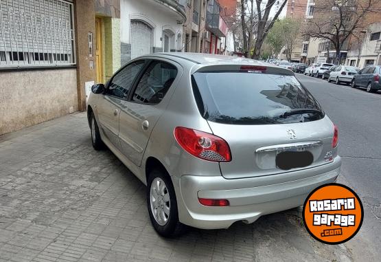 Autos - Peugeot 207 compact 2012 Nafta 190000Km - En Venta