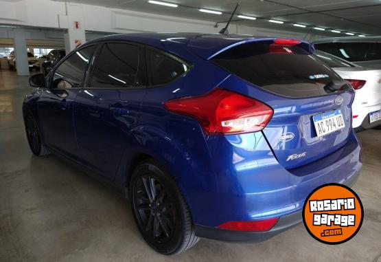 Autos - Ford Focus 5P 2.0L N MT SE 2018 Nafta 72500Km - En Venta