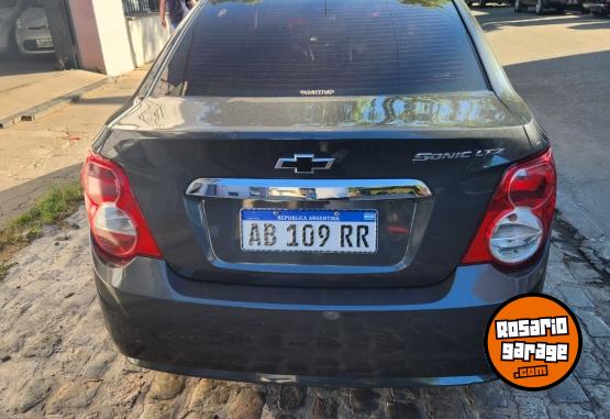 Autos - Chevrolet Sonic 2017 GNC 96000Km - En Venta