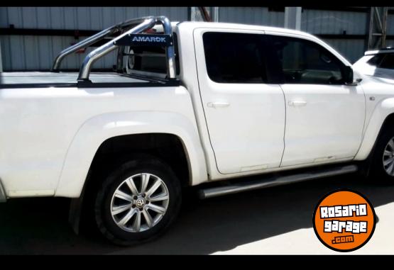 Camionetas - Volkswagen Amarok highline 2015 Diesel 140000Km - En Venta