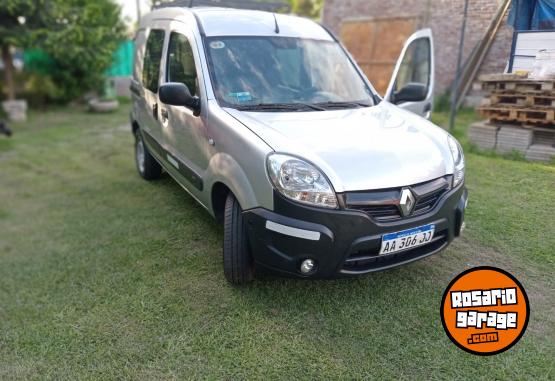 Utilitarios - Renault kangoo 2016 Nafta 138000Km - En Venta