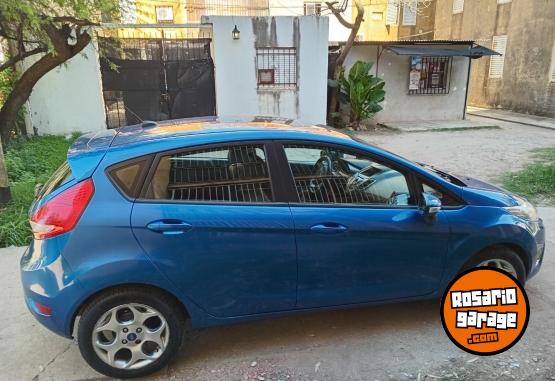 Autos - Ford FIESTA KINETIC TITANIUM 2011 Nafta 130000Km - En Venta