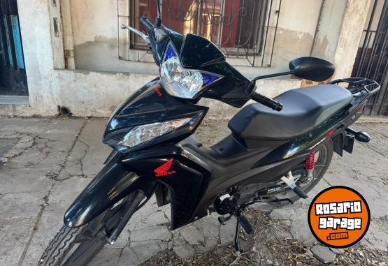 Motos - Honda Wave Full 2023 Nafta 8800Km - En Venta