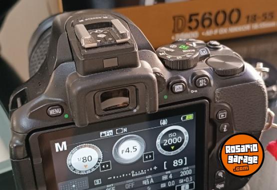 Electrnica - Cmara nikon d5600 (13.838 disparos)  + lente kit y accesorios - En Venta