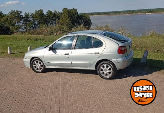 Autos - Renault Megane 2005 Diesel 187000Km - En Venta