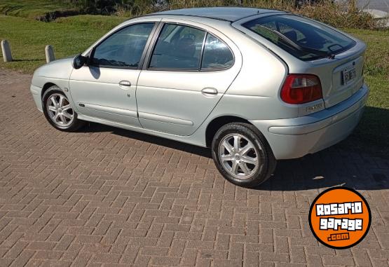 Autos - Renault Megane 2005 Diesel 187000Km - En Venta