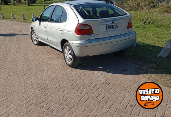 Autos - Renault Megane 2005 Diesel 187000Km - En Venta