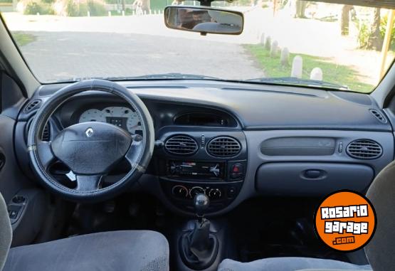 Autos - Renault Megane 2005 Diesel 187000Km - En Venta