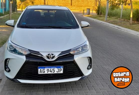 Autos - Toyota Yaris 2024 Nafta 0Km - En Venta